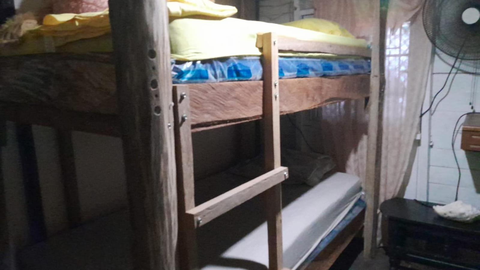 Hostal Cafe Axel 博卡斯德尔托罗 外观 照片